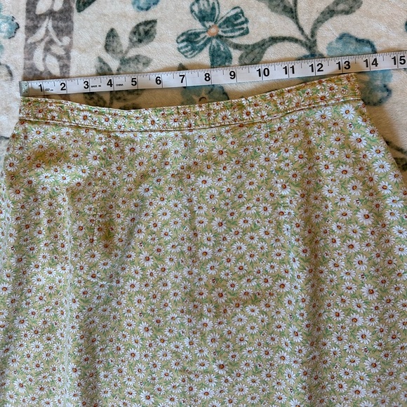 Vintage Floral Yellow & Green Skirt - Picture 9 of 10